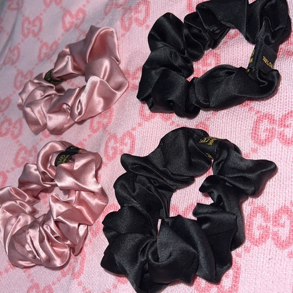 Silk hair scrunchie tie mulberry silk pink black shiny metallic hair pony tail - Picture 9 of 12